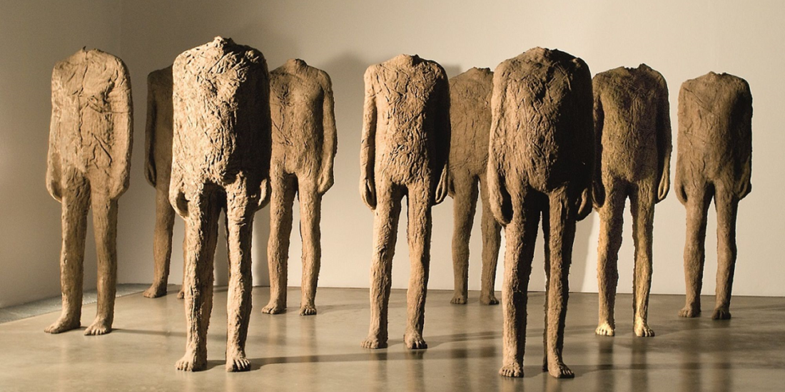 Femei în artă – Magdalena Abakanowicz, deschizătoare de drum în arta instalației Femei în artă – Magdalena Abakanowicz, deschizătoare de drum în arta instalației