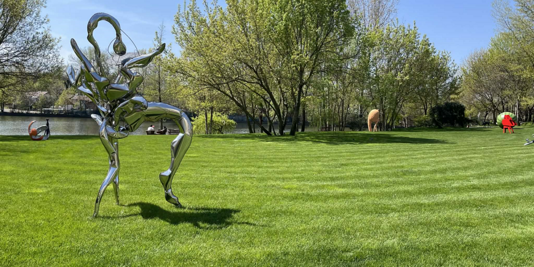 RAD Sculpture Park 2026 – Arta în colaborare cu natura / galerie foto RAD Sculpture Park 2026 – Arta în colaborare cu natura / galerie foto