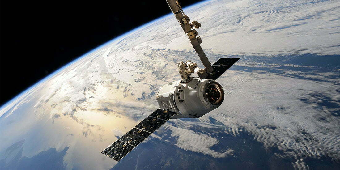 Astroscale lansează prima misiune comercială de eliminare a deșeurilor din spațiul cosmic