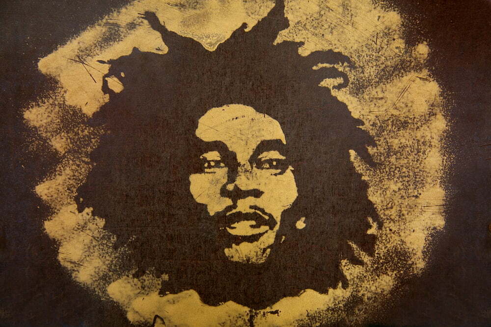 “One Love Experience” – o expoziţie care celebrează personalitatea lui Bob Marley, la Saatchi Gallery din Londra