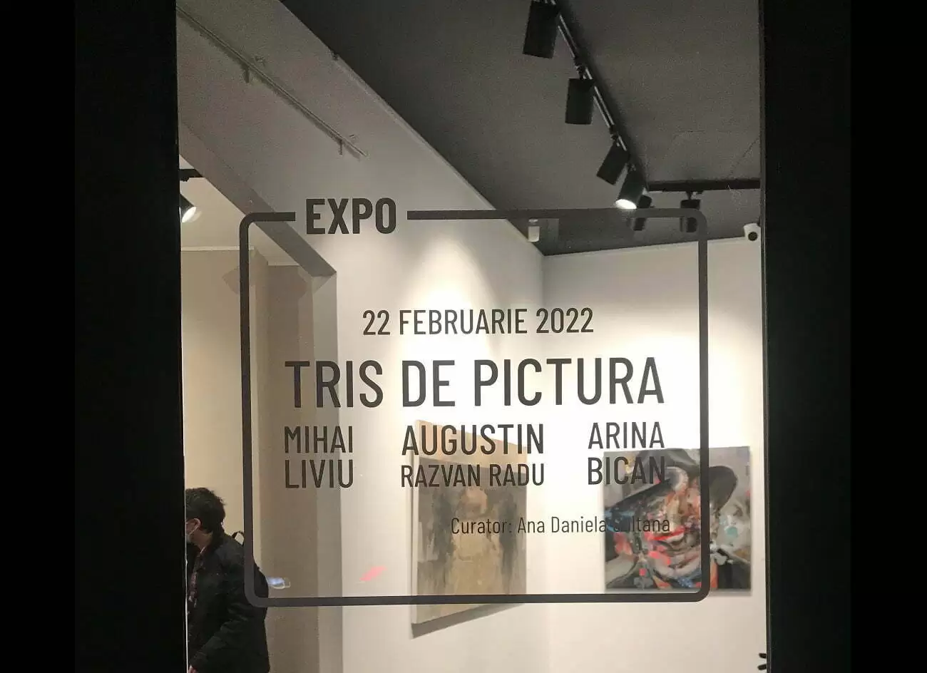 Lucrări de Arina Bican, Liviu Mihai și Augustin Răzvan Radu, în expoziția „Tris de pictură” la Galeria Senso