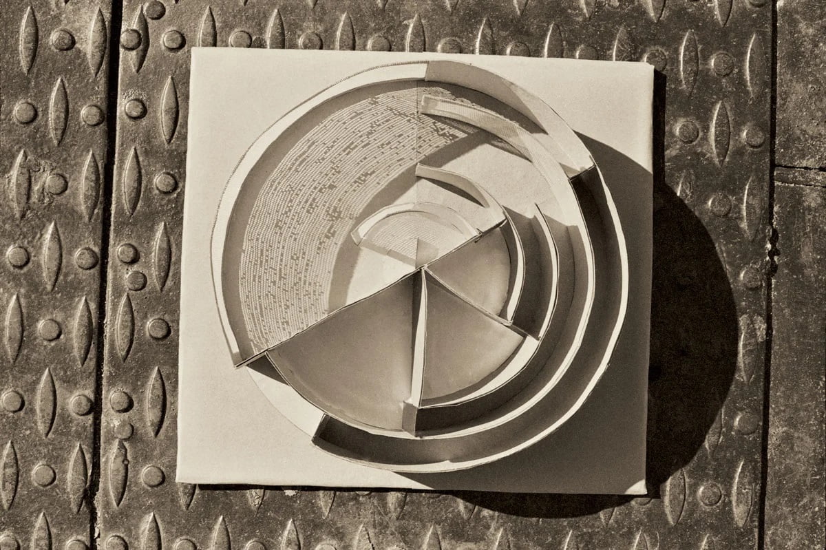 O instalație de anvergură a artistului Hélio Oiticica, montată în New York după jumătate de secol