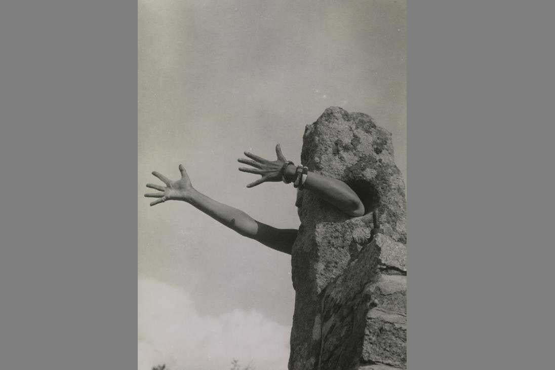 i extend my arms 1931 or 1932 by claude cahun 1894 1954