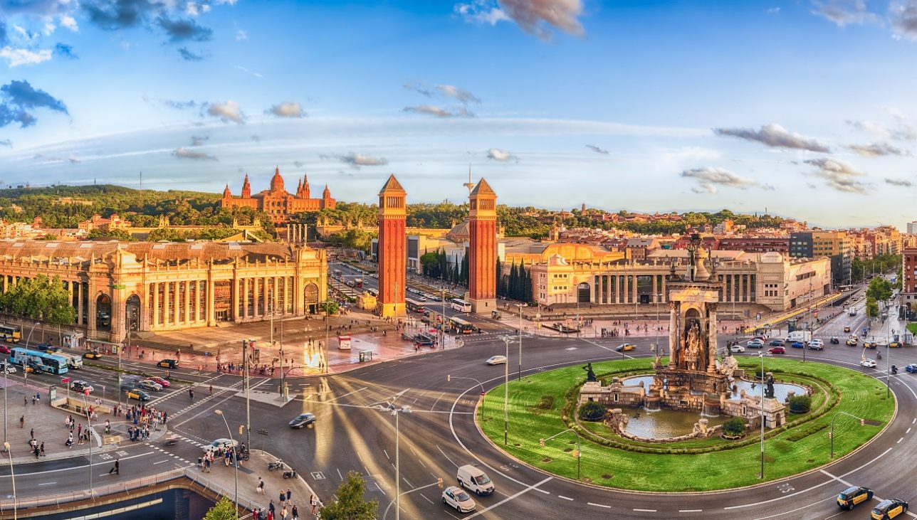 panoramic,view,of,placa,d'espanya.,this,iconic,square,is,located