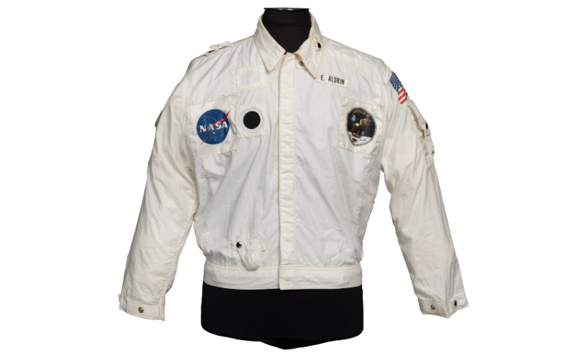 Buzz Aldrin – Jacheta purtată de astronaut în călătoria spre Lună, vândută pentru aproximativ 3 milioane de dolari
