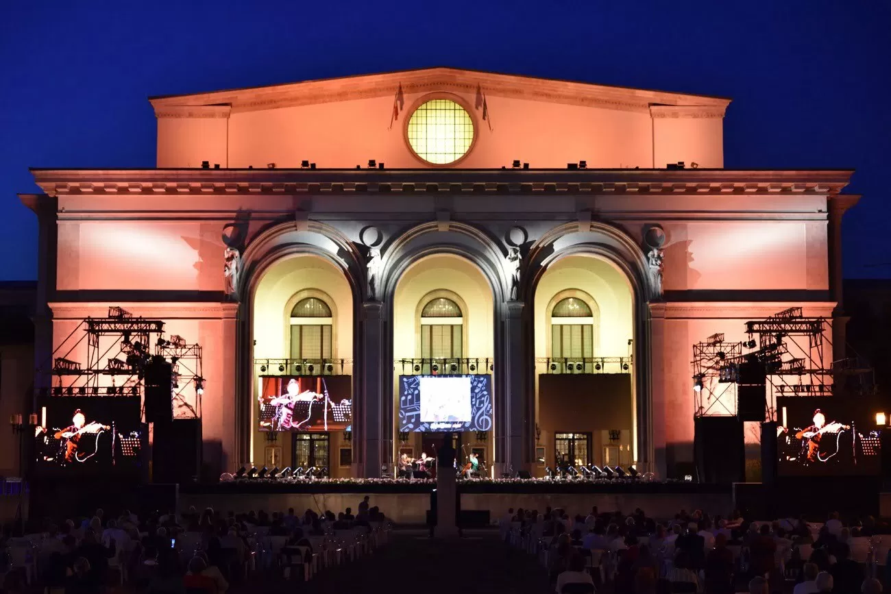 Opera Națională București intră în al doilea secol de existență cu „Promenada Operei” – Concerte și ateliere de creație