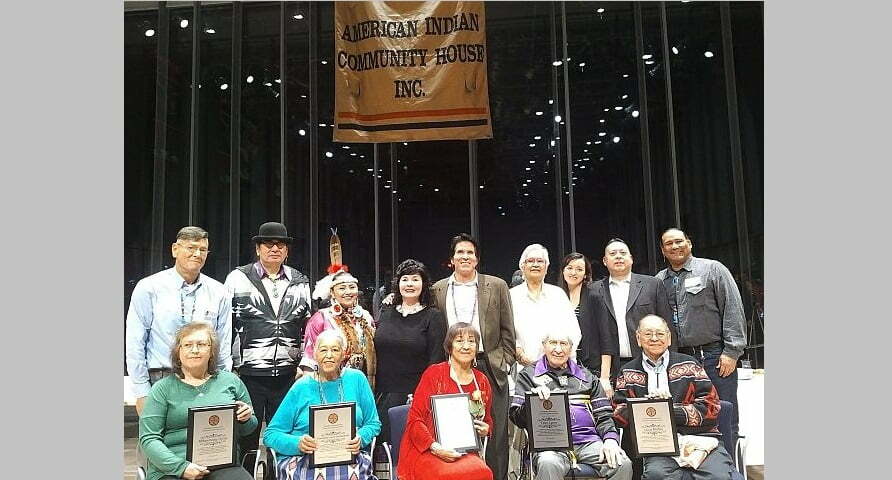 Curatoarea și activista Candice Hopkins și American Indian Community House, laureați ai Leo Award pe 2022