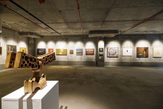 ans azura, expozitie licitatie, matei millo, curatorial