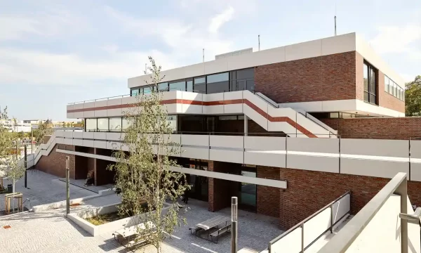 minsk kunsthaus, foto ladislav zajac