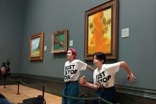 national gallery, protest