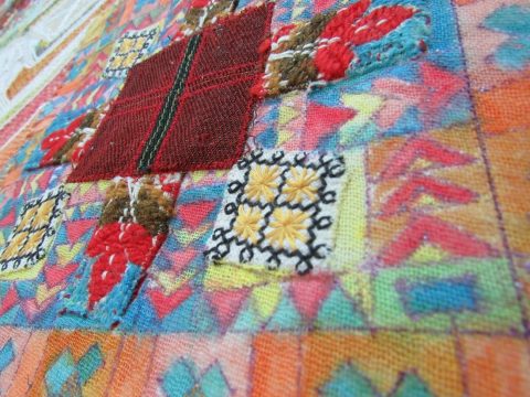zoe vida porumb, colaj textil