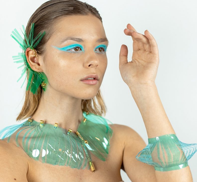 thomas ayers reshaped aqua necklace+earring+bracelet 2020 upcycled plastic