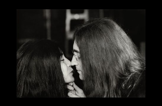 yoko ono and john lennon by tom blau din colecția national portrait gallery