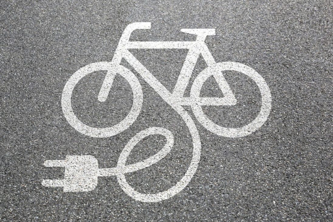 bicicletele electrice viitorul transportului verde curatorial.ro