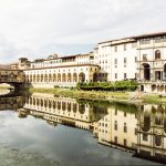 beautiful,ponte,vecchio,,vasari,corridor,and,uffizi,gallery,are,mirrored