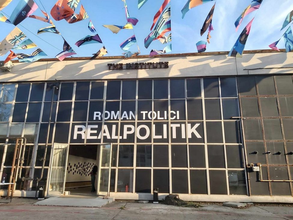 realpolitik roman tolici2