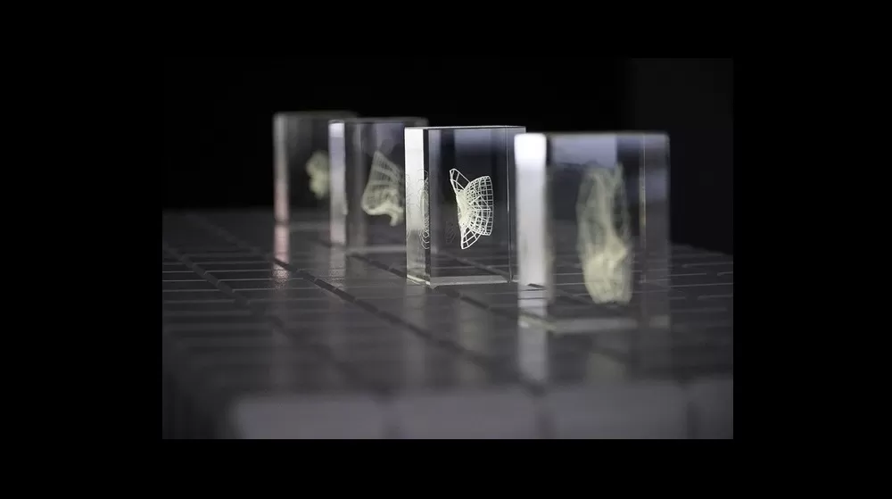 etaj antonia corduneanu simulated consciousness laser engraved crystal 2020