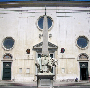 elephant and obelisk by bernini