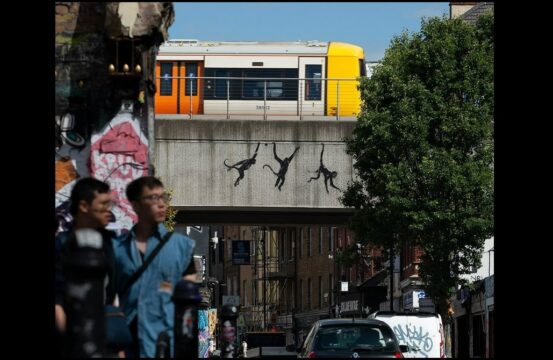 banksy, monkeys