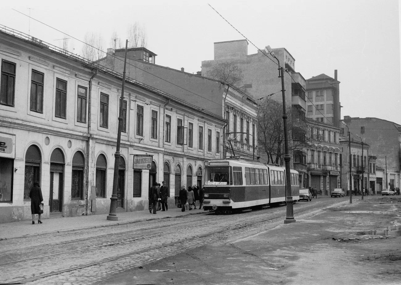 linia 21, calea mosilor, 1 aprilie 1978, Șerban lăcrițeanu