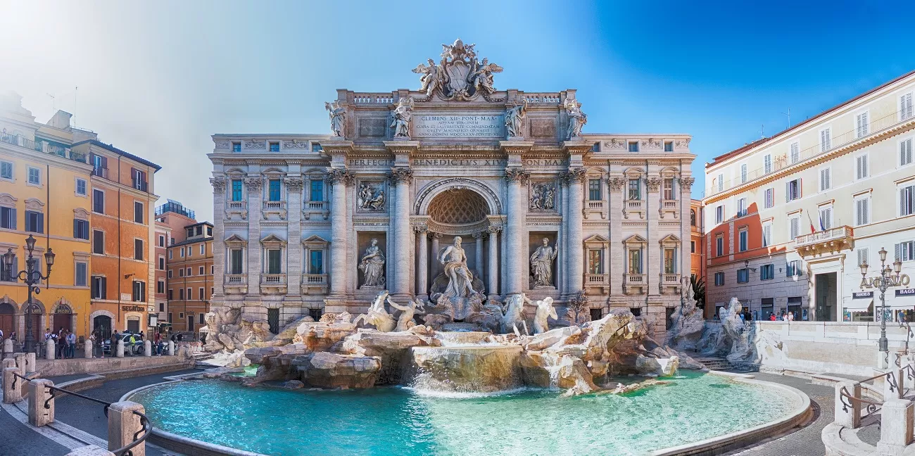 rome, ,may,24:,panoramic,view,of,the,trevi,fountain,