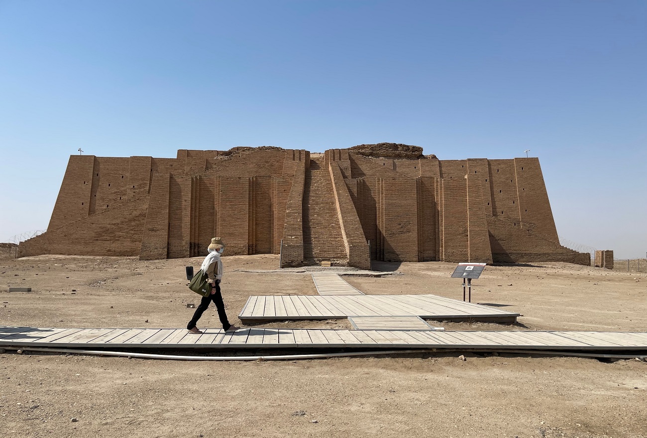 a,walk,in,the,great,ziggurat,of,ur,,iraq.