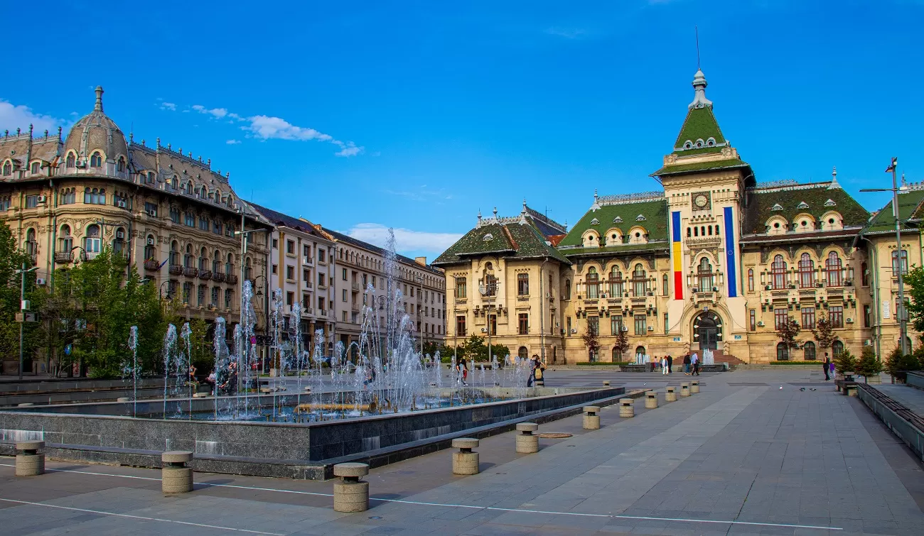 30.04.2021,craiova,,romania.,photography,of,the,fountain,in,the,mihai