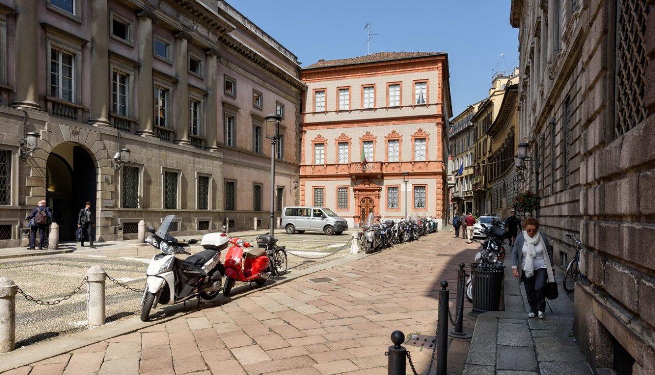 milan,,italy, ,april,17,,2018.,belgioioso,square,in,historical