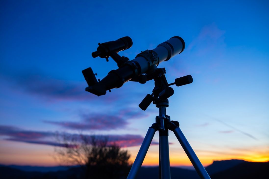 astronomical,telescope,for,observing,stars,,planets,,moon,and,other,celestial