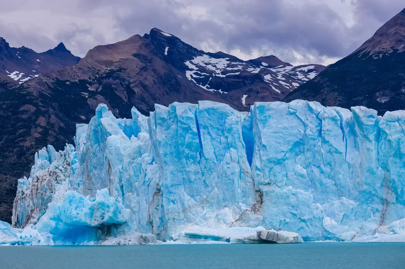 perito,moreno,glacier,blue,ice,in,patagonia,,argentina.,patagonian,beautiful