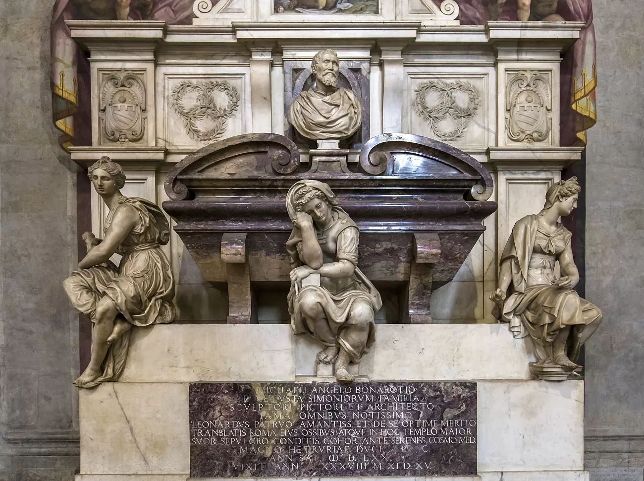 florence,,italy,,october,26,,2015,:,tomb,of,michelangelo,buonarroti