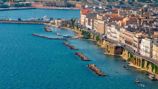 aerial,view,of,the,waterfront,in,taranto,,puglia,,italy.
