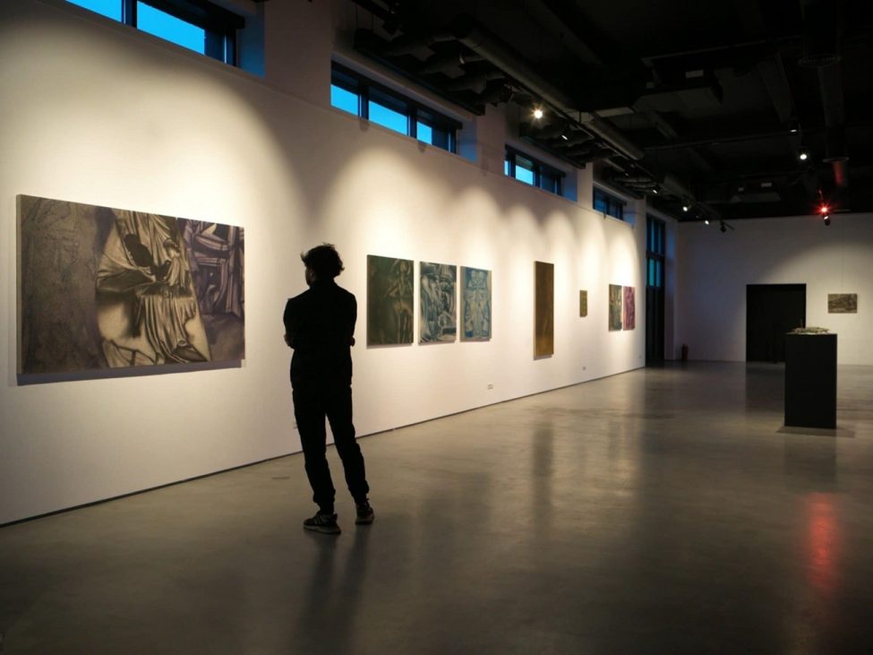 lucian hrisav, foto adi bulboacă strata