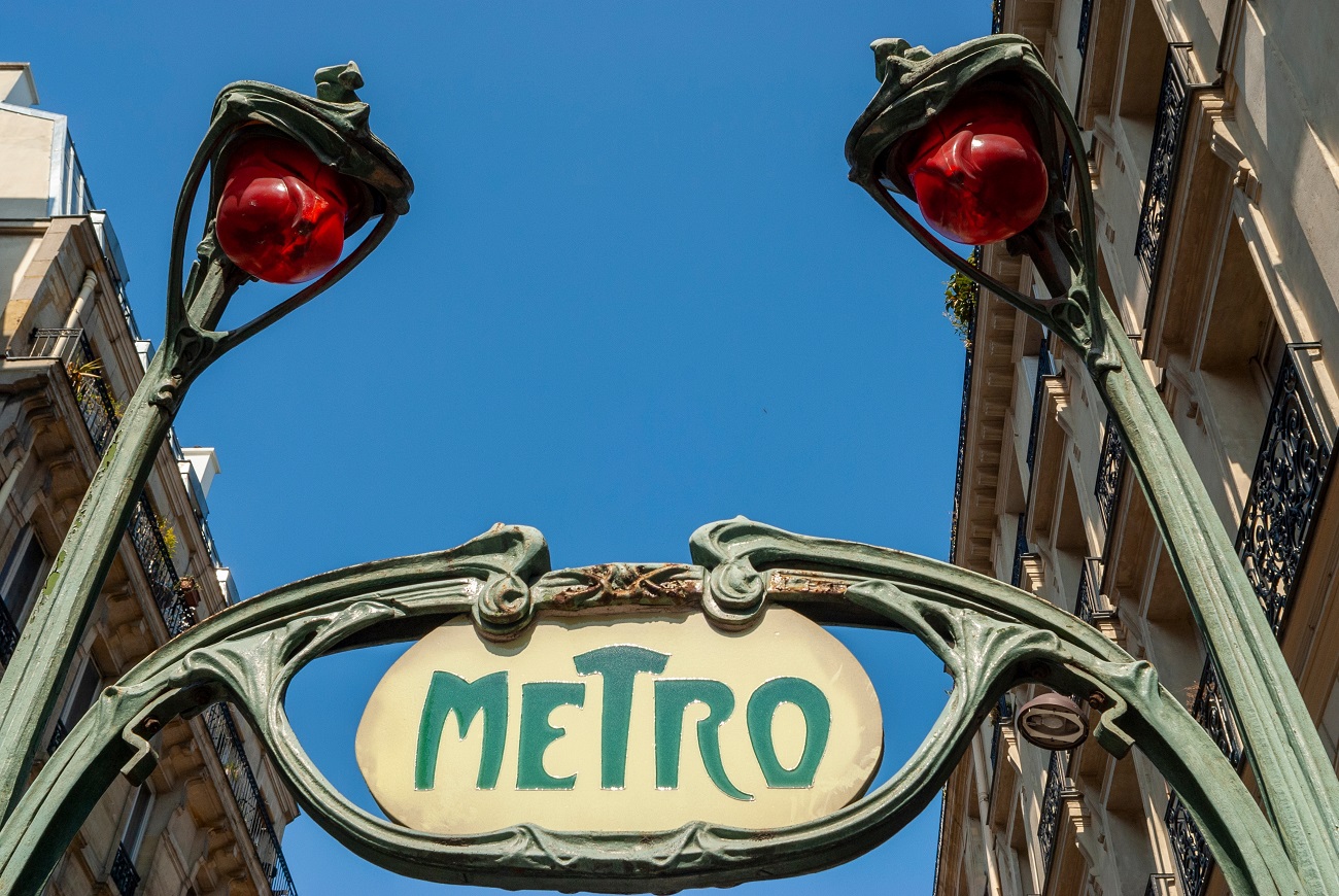 paris,,france,,feb.,2,,2019,,detail,metro,sign,,outside,on