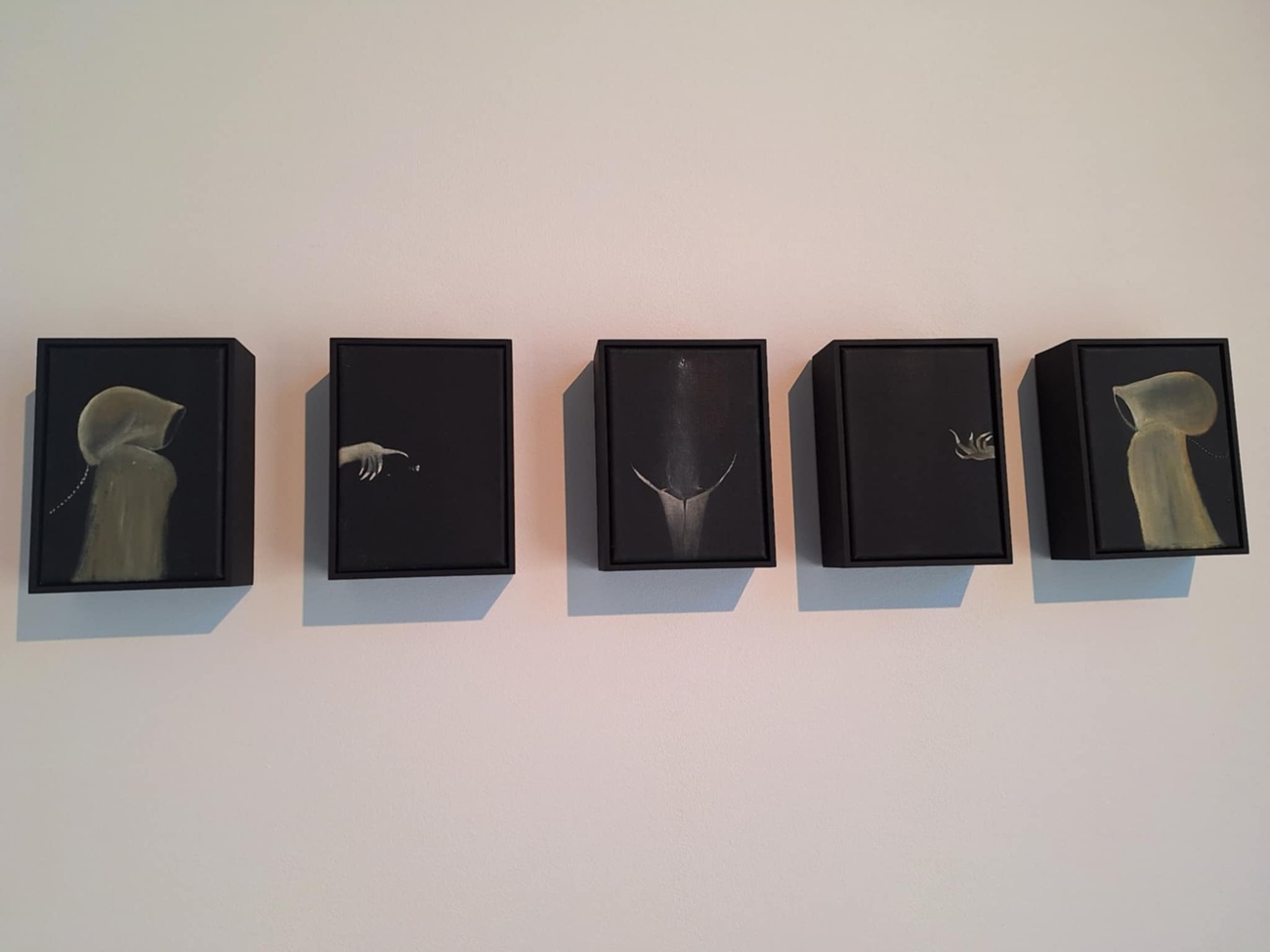 on the edge of magic, ileana moro, curatorial