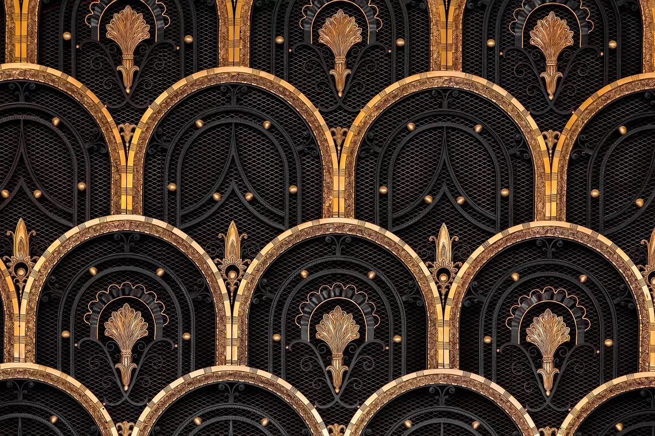 art,deco,style,european,door,with,gold,colored,fish,scale