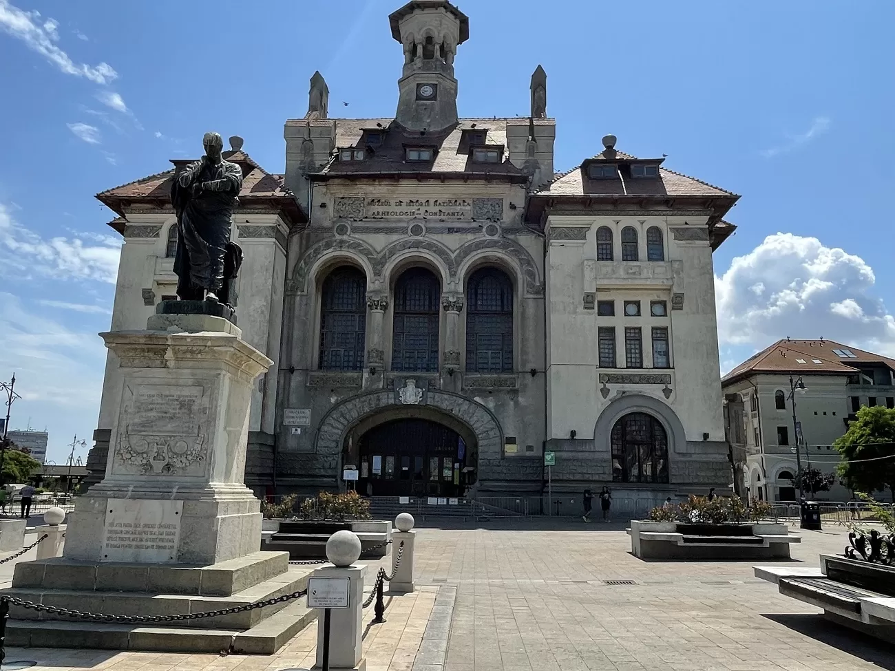 ovidiu, piata ovidiu, constanta, curatorial