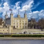 tower,of,london,,seen,from,the,south,bank,of,the