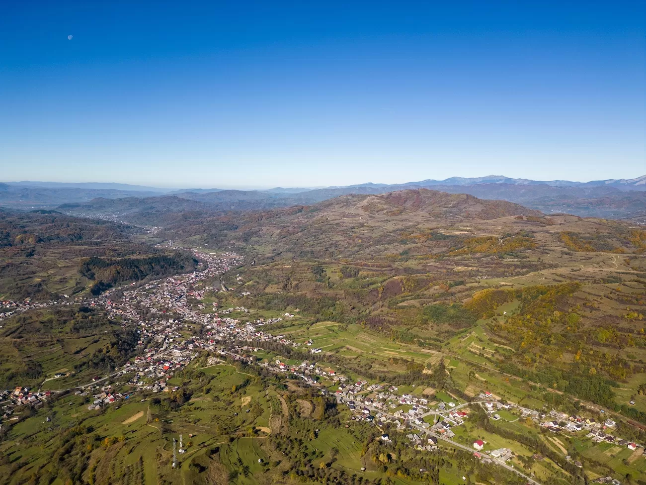 aerial,image,of,s?cel,commune,,maramure?,county,,romania