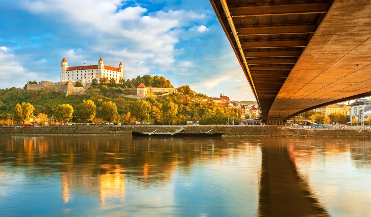 view,on,bratislava,castle,and,old,town,over,the,river