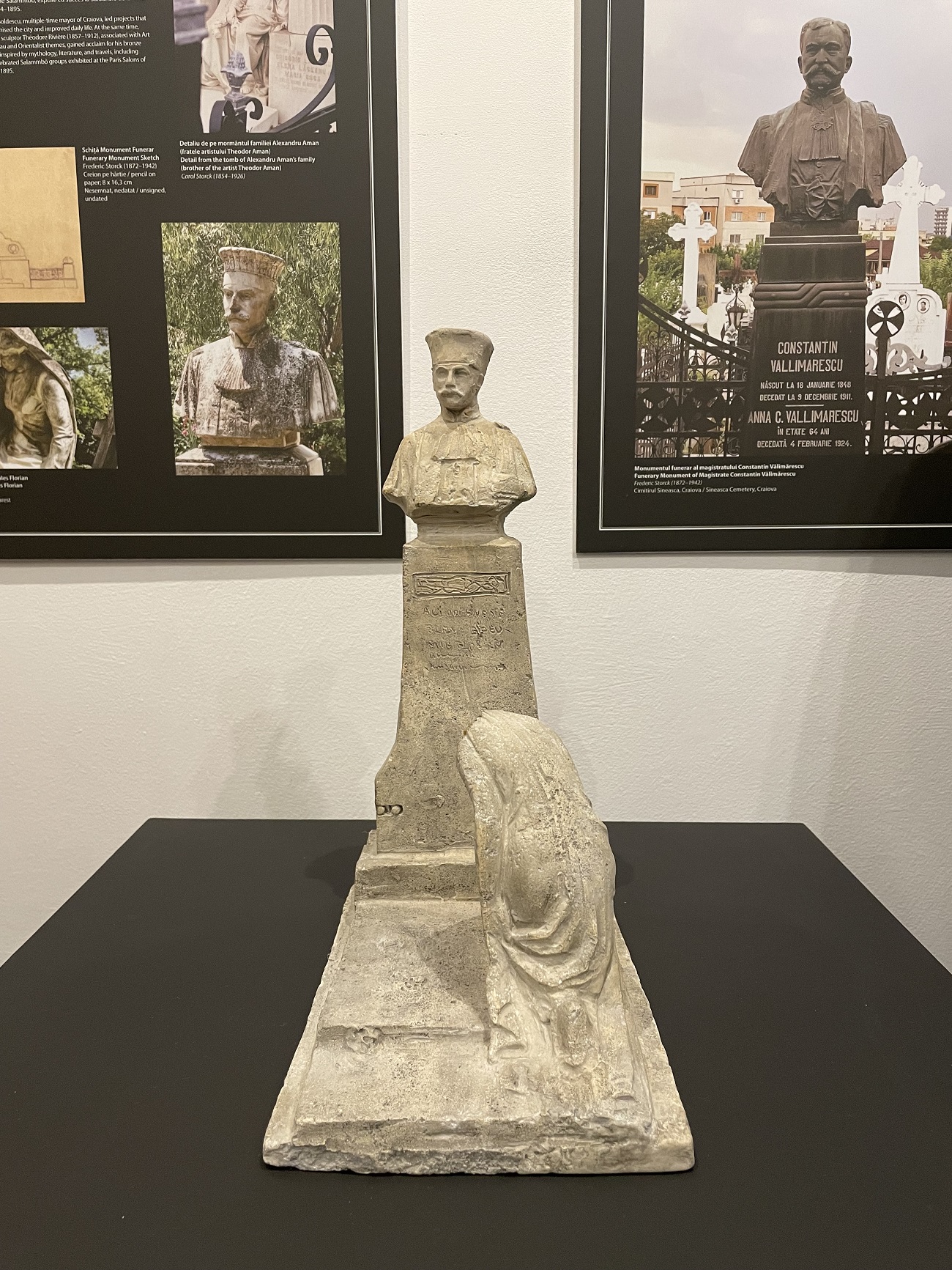 2 arta funerara, frederic storck, curatorial