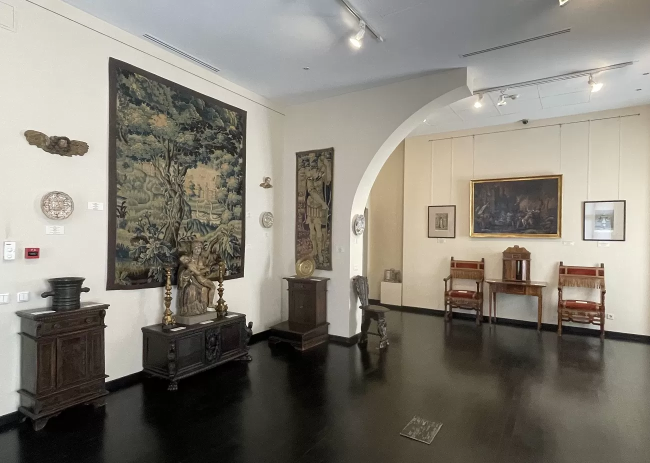 colecția dan și liana nasta 1, curatorial