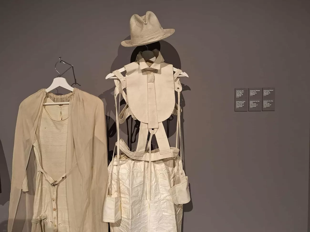 costum4, tadeusz kantor, mnac, curatorial