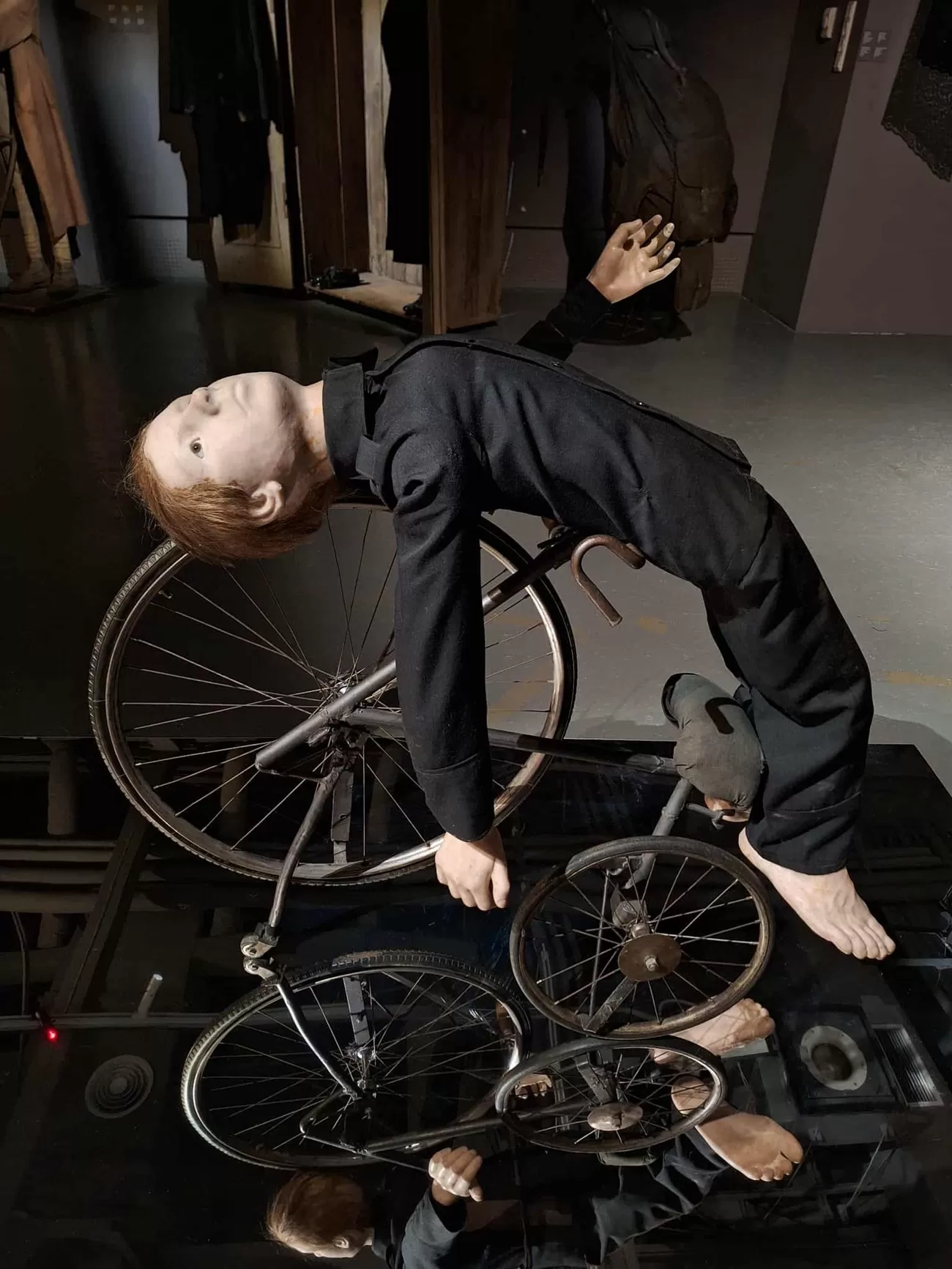costum7, tadeusz kantor, mnac, curatorial