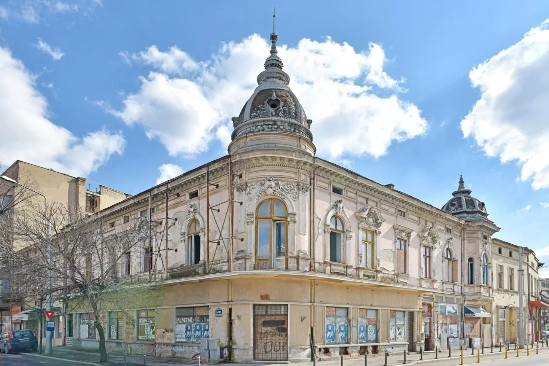 casa petrescu exterior