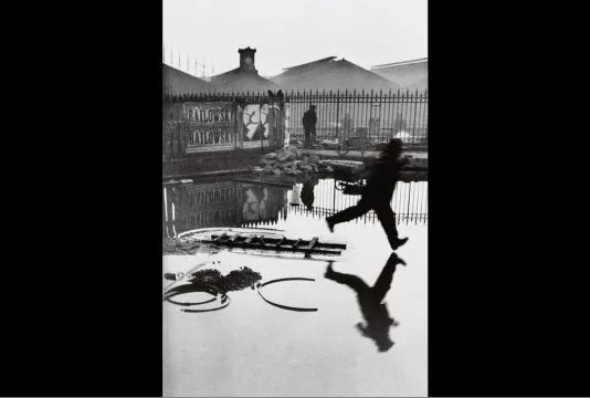 henri cartier bresson, behind the gare saint lazare, 1932
