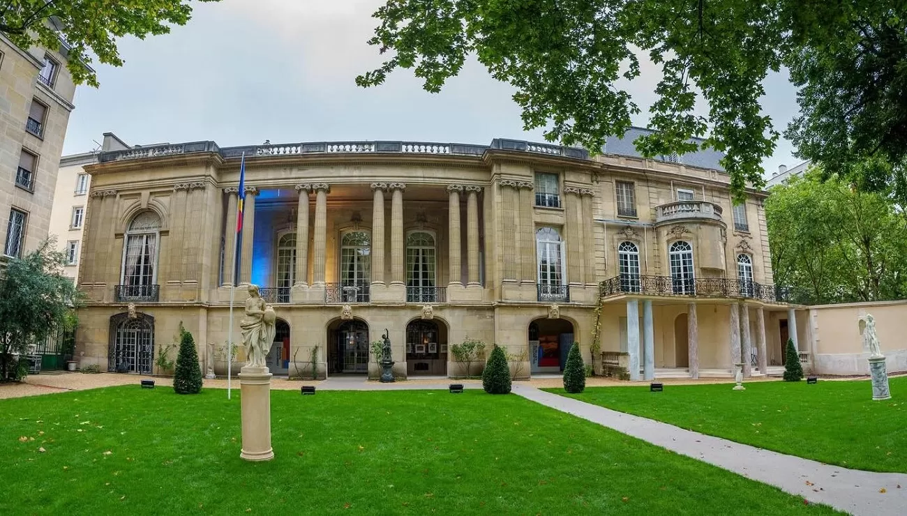 palatul béhague, ambasada romaniei la paris