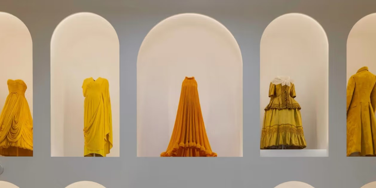 costume institute, met