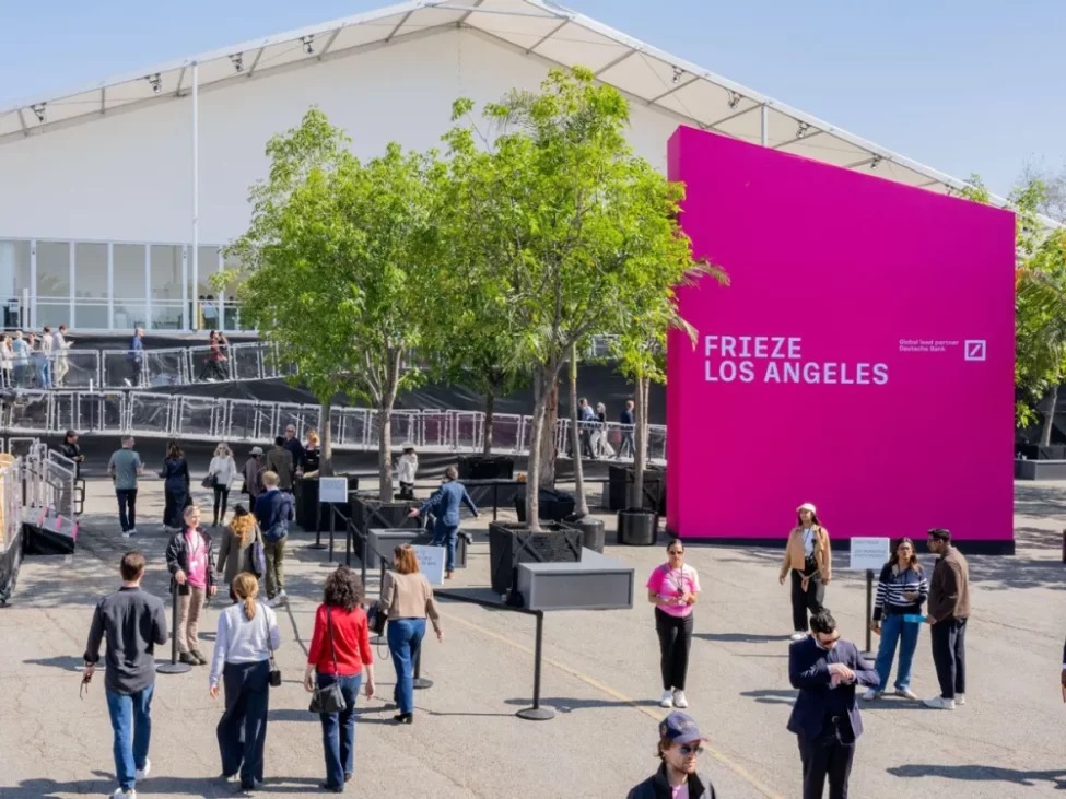 frieze los angeles, foto casey kelbaugh