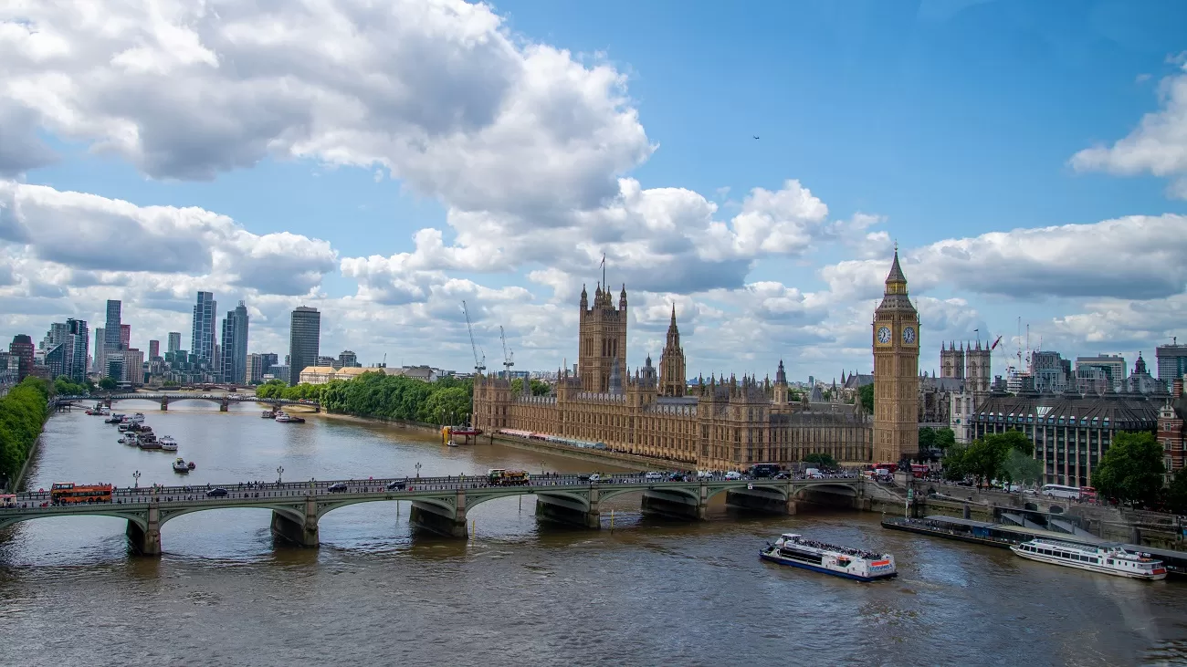 london,uk,,june,1,2025,big,ben,tower,of,houses,of